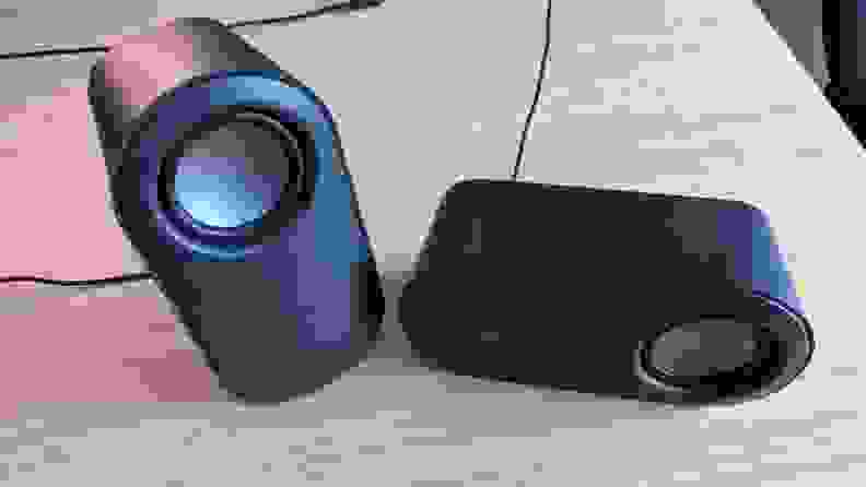 Logitech Z407, a pair of the best computer speakers, which have a woofer at one end and grill at the other